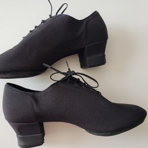 New Art Sport Black Neoprene Lace Up Heeled Dance Shoe Size 6 (see measurements)